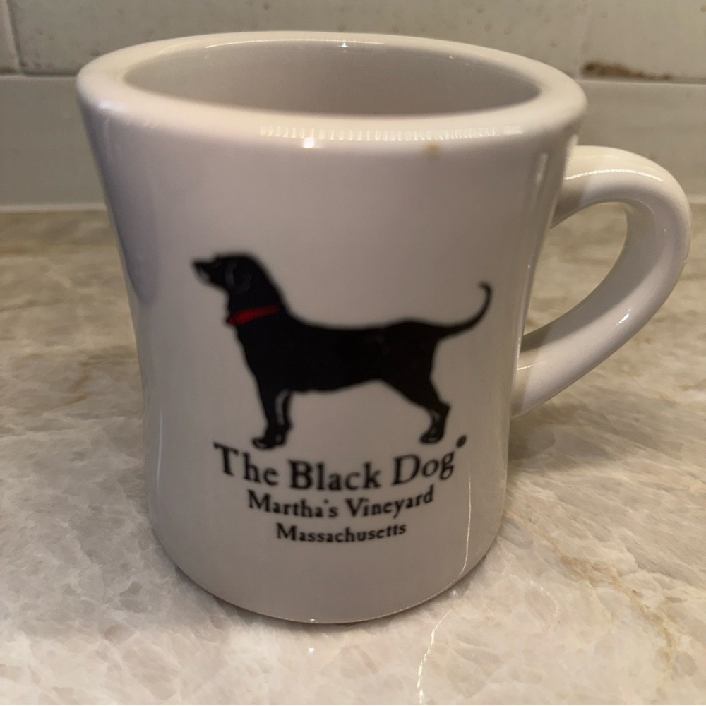 THE BLACK DOG Marthas Vineyard Coffee Heavy Mug - Picture 2 of 4